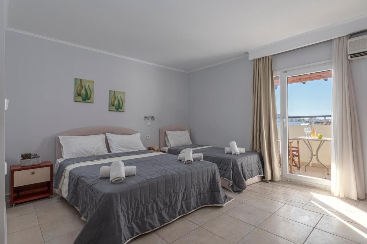 Adonis Hotel Пефкохори Экстерьер фото